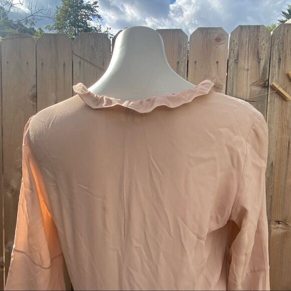 Iris & Ink Ruffled tiered crepe dress size 8 beige pink - Picture 9 of 11